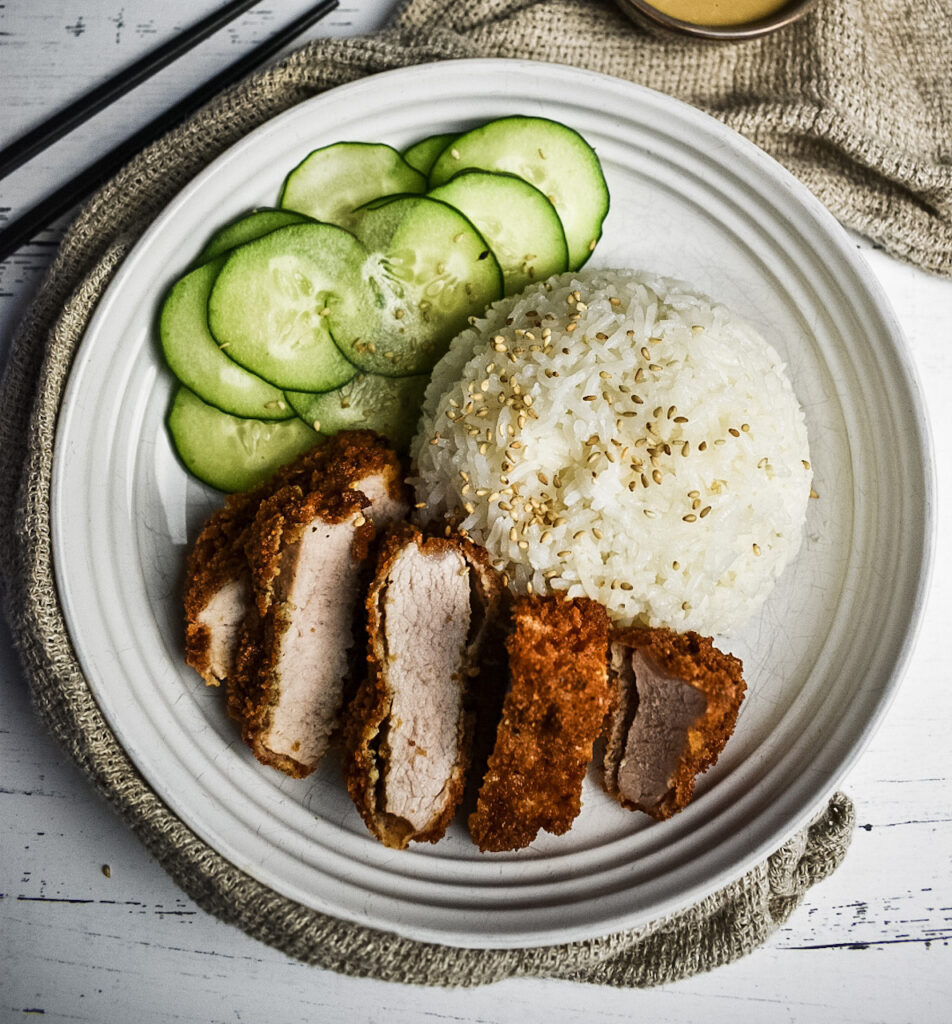 Japanese Pork Cutlet (Tonkastsu)