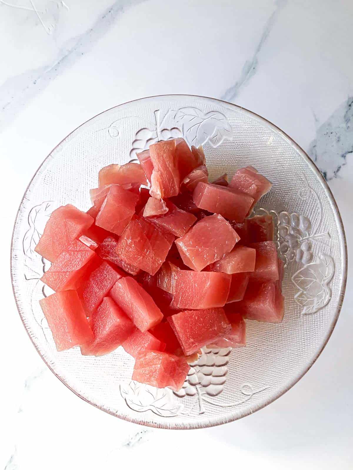 cut ahi in bowl.