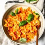 Roasted Bell Pepper Pasta featured image.