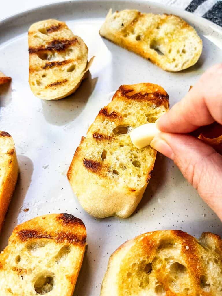 Garlic bread.