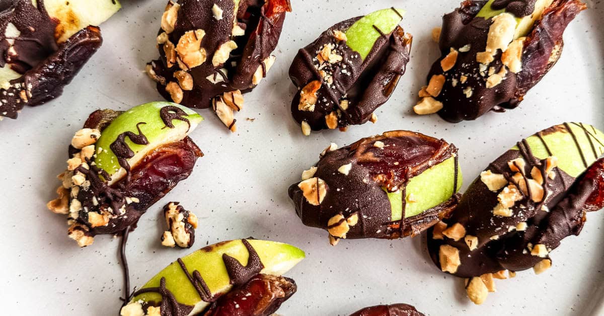 Caramelized Date Apple Bites - Meghan It Up